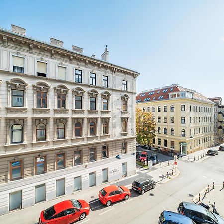 Zeus Design Apartments Schoenbrunn Вена Экстерьер фото