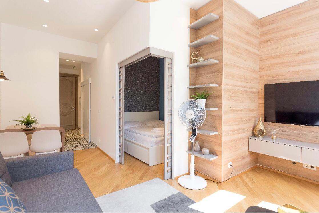Zeus Design Apartments Schoenbrunn Вена Экстерьер фото